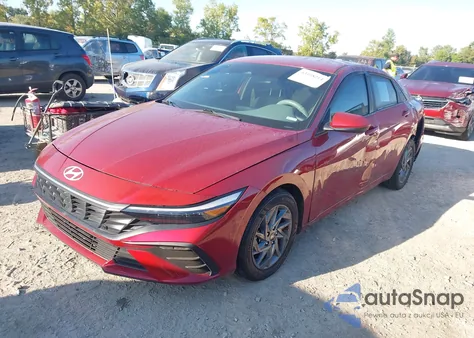 2024 Hyundai Elantra Sel z USA, uszkodzony, nr VIN KMHLM4DG3RU759064